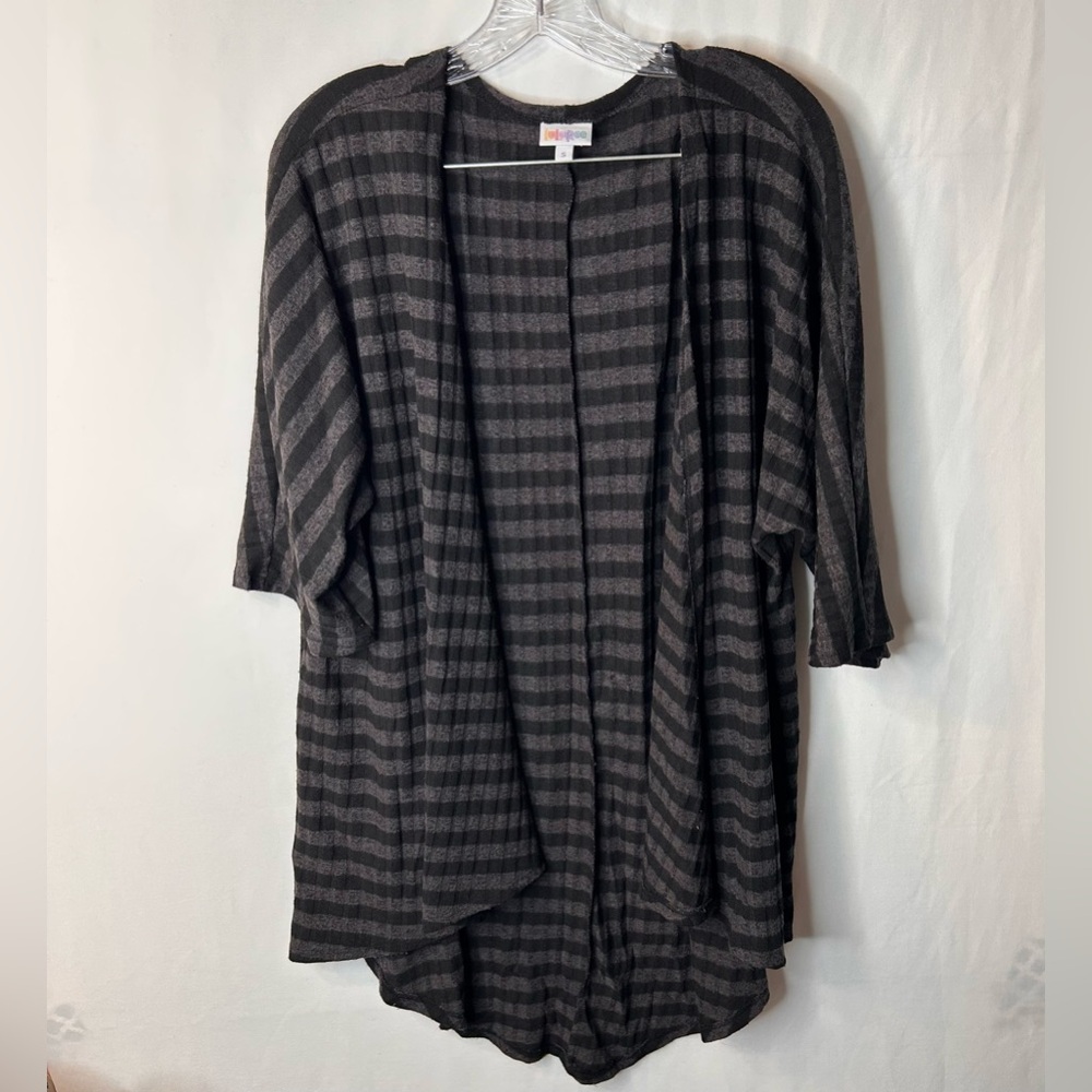 LuLaRoe Lindsay Women’s Kimono Cardigan Top Black and Gray Striped  Size S